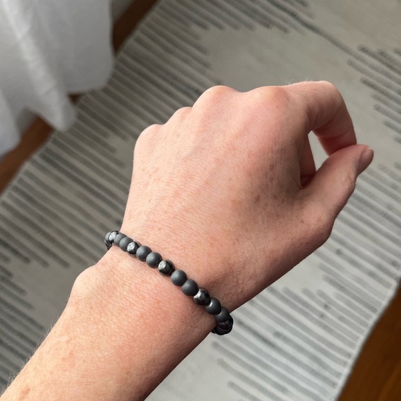 Jewelry - Therapeutic Magnetic beaded bracelet